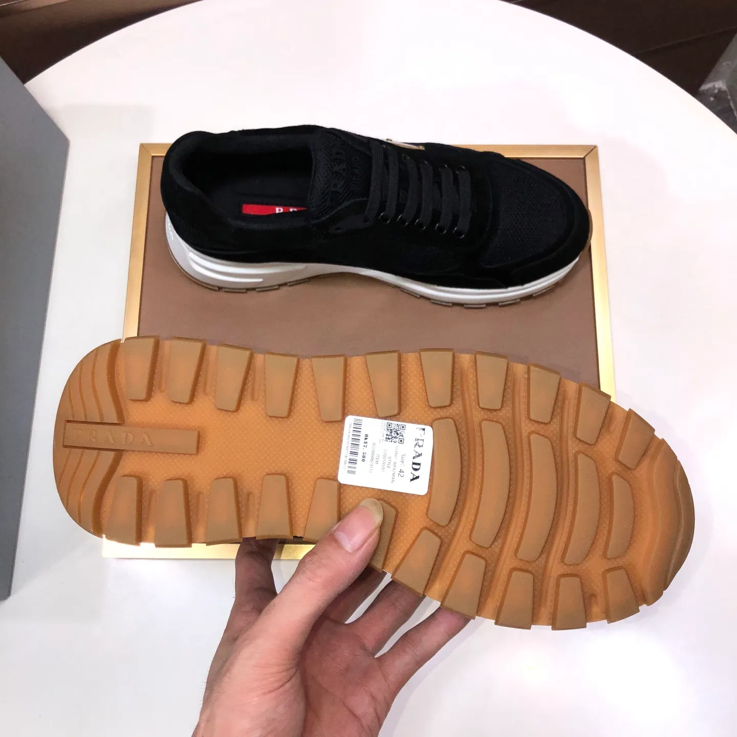 Men's shoes 💰580💰 [PRADA] Top-quality original items, new seasonal styles, high-quality original items, top-level imported calfskin and original imported glue, imported cowhide lining with original cowhide feet, original outsole! Quality guaranteed! Code 38-45 (45 customized)